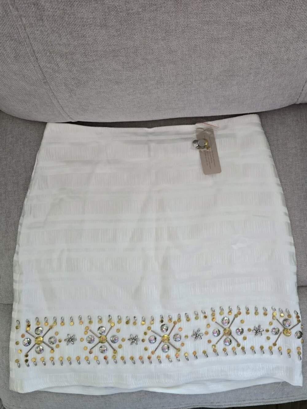 White skirt with bead work - Medium. New with tags